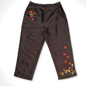 Harold's Brown Embroidered Floral Capri Pants Orange Flowers Size 8‎ Designer